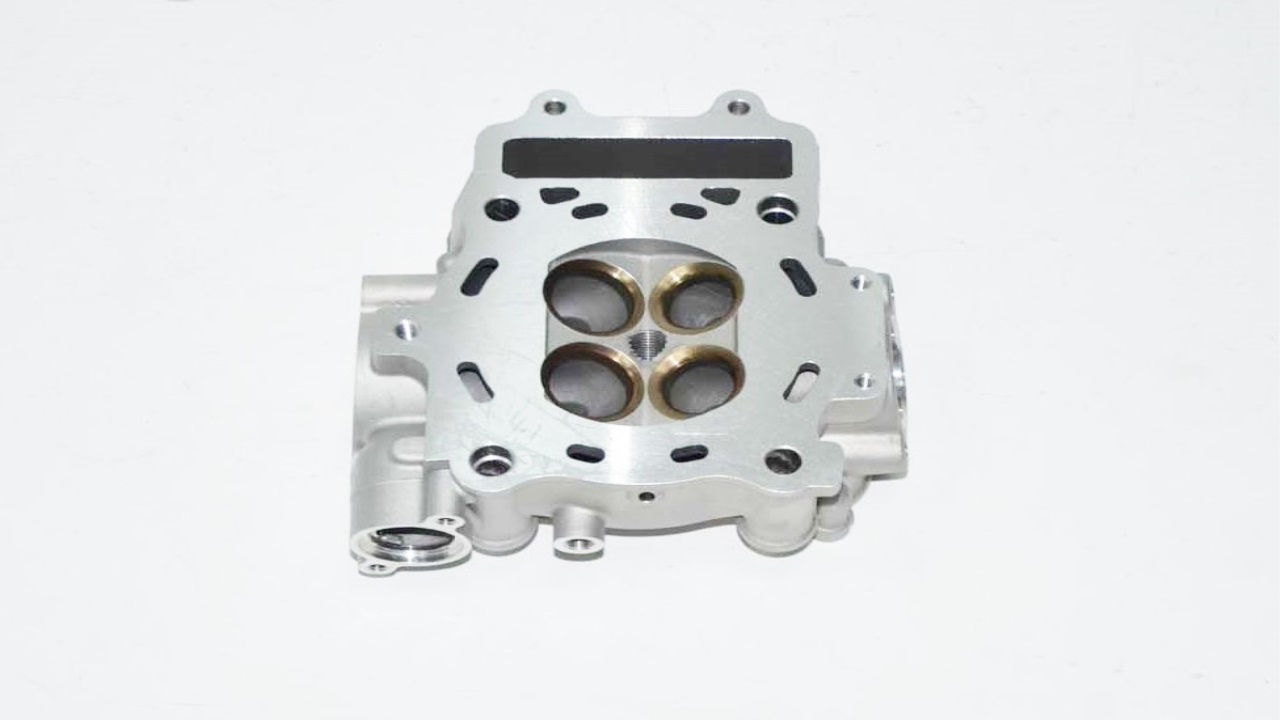 SİLİNDİR ÜST KAPAK ( LH 500 )